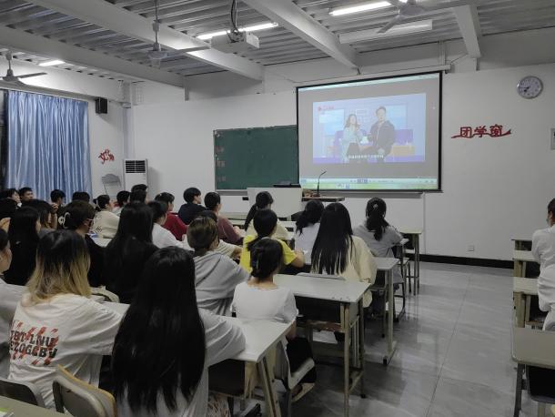 图示, 示意图

中度可信度描述已自动生成:ver1