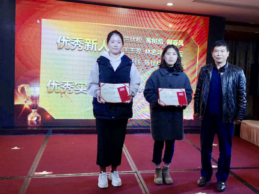 说明: C:\DOCUME~1\ADMINI~1\LOCALS~1\Temp\WeChat Files\ad73494481d752c85cd2e1e4057a4cc.jpg