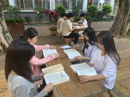 图示, 示意图
中度可信度描述已自动生成:ver1